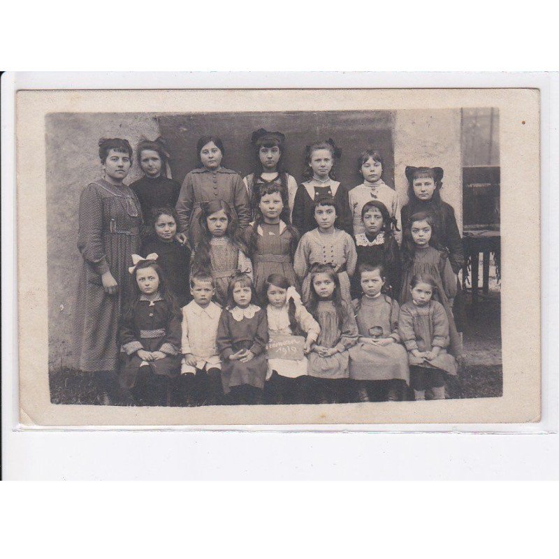 PREMIAN: école - très bon état