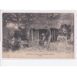 FINISTERE: sabotiers, moeurs et costumes bretons - très bon état