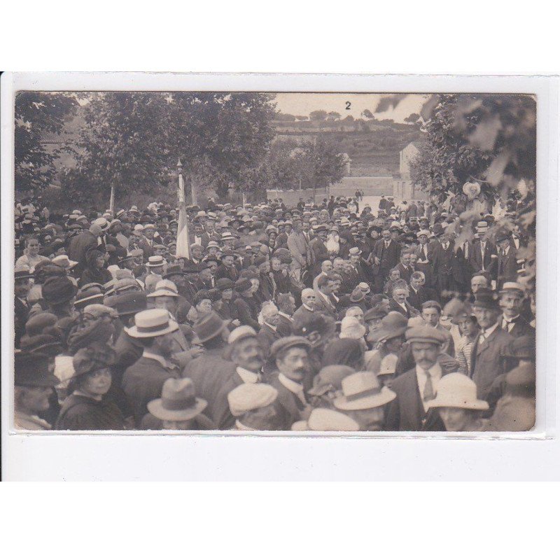 LE POUGET: inauguration du monument aux morts - très bon état