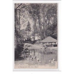 TAVAUX : la fontaine - tres bon etat