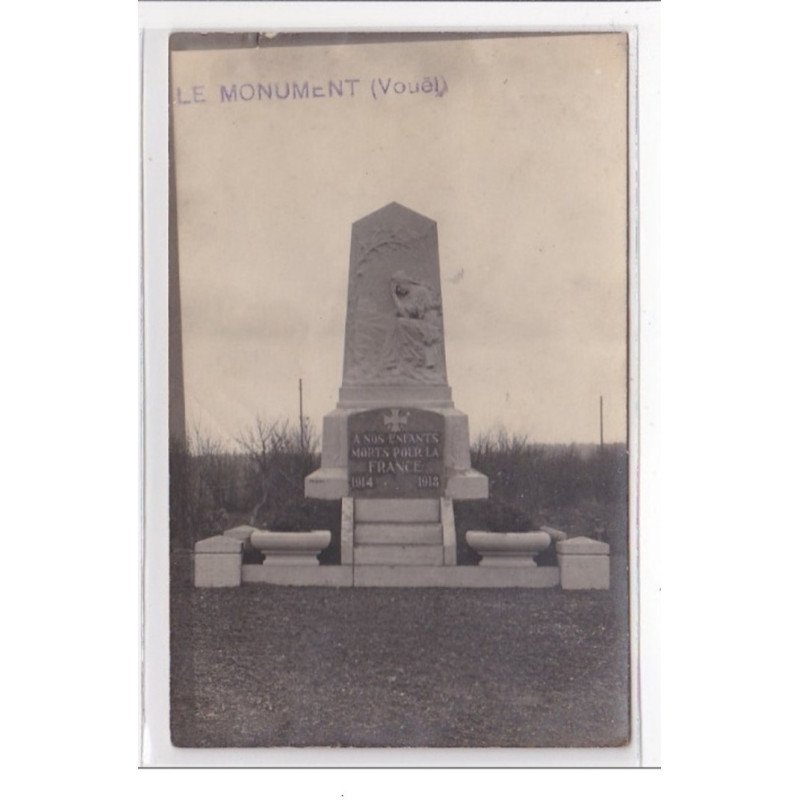VOUEL : le monument - etat