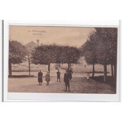 LA VILLE AUX BOIS : marftplatz - tres bon etat