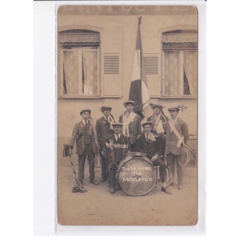 ARTOLSHEIM: conscrits, "vive la classe 1926", musiciens, instrument de musique - état