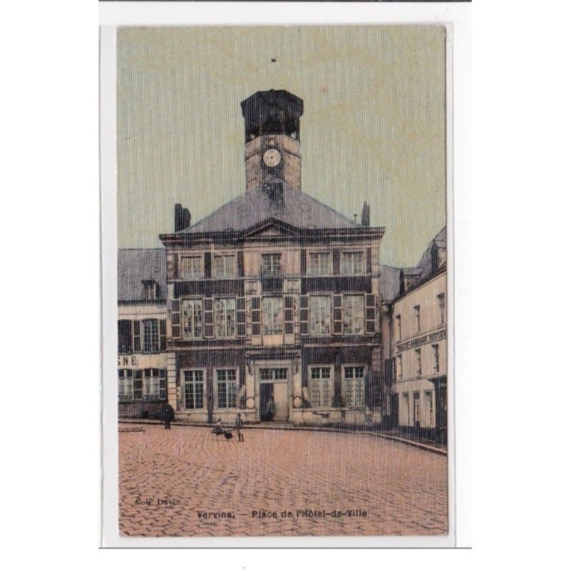 VERVINS : place de l'hotel de ville (toillée) - tres bon etat
