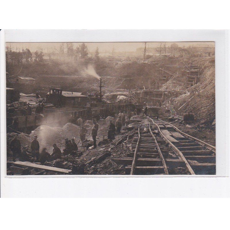 MONTMEDY: mine, chemin de fer 186, militaire - très bon état