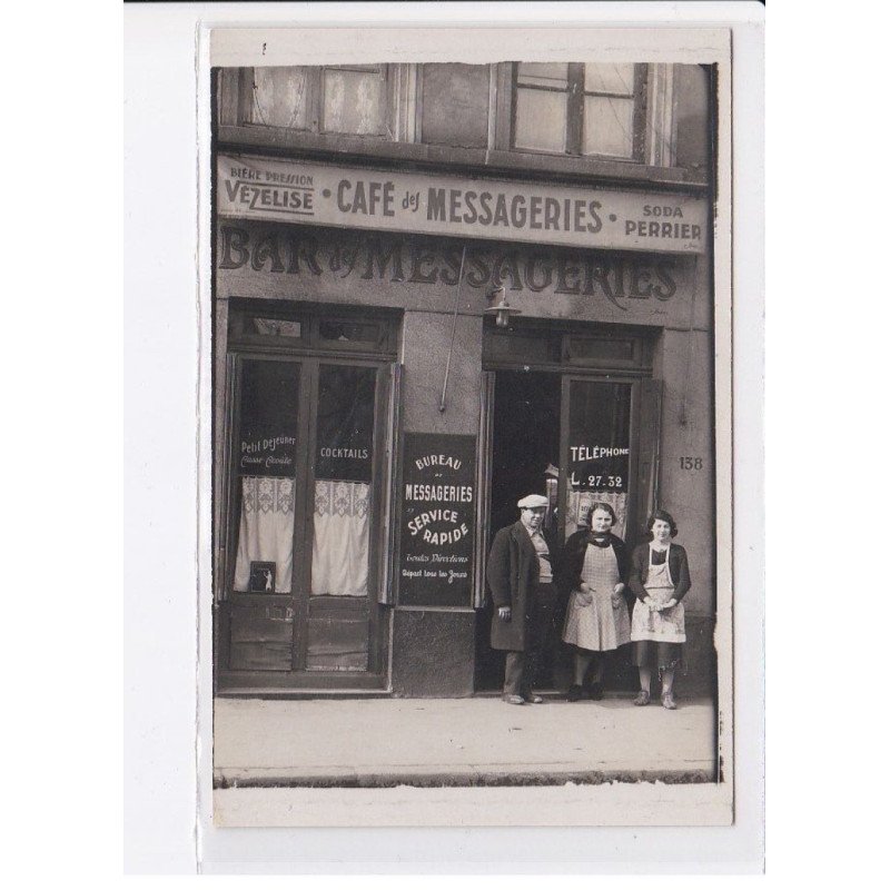 LYON: café des messageries, bar des messageries - très bon état