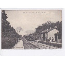 MEDIS: en gare, train, rail - très bon état