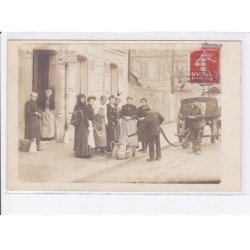 NEUILLY-sur-SEINE: distribution d'eau - très bon état