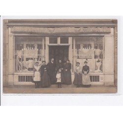 NEUILLY-sur-SEINE: 48 avenue du roule, broderies lingeries - très bon état
