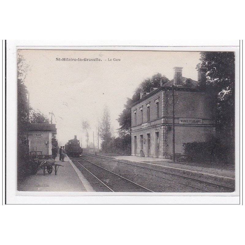 St-HILAIRE-la-GRAVELLE : la gare (GARE) - etat