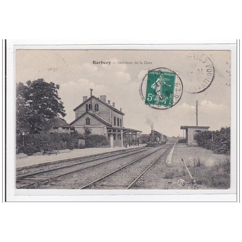 BARBERY : intérieur de la gare (GARE) - tres bon etat