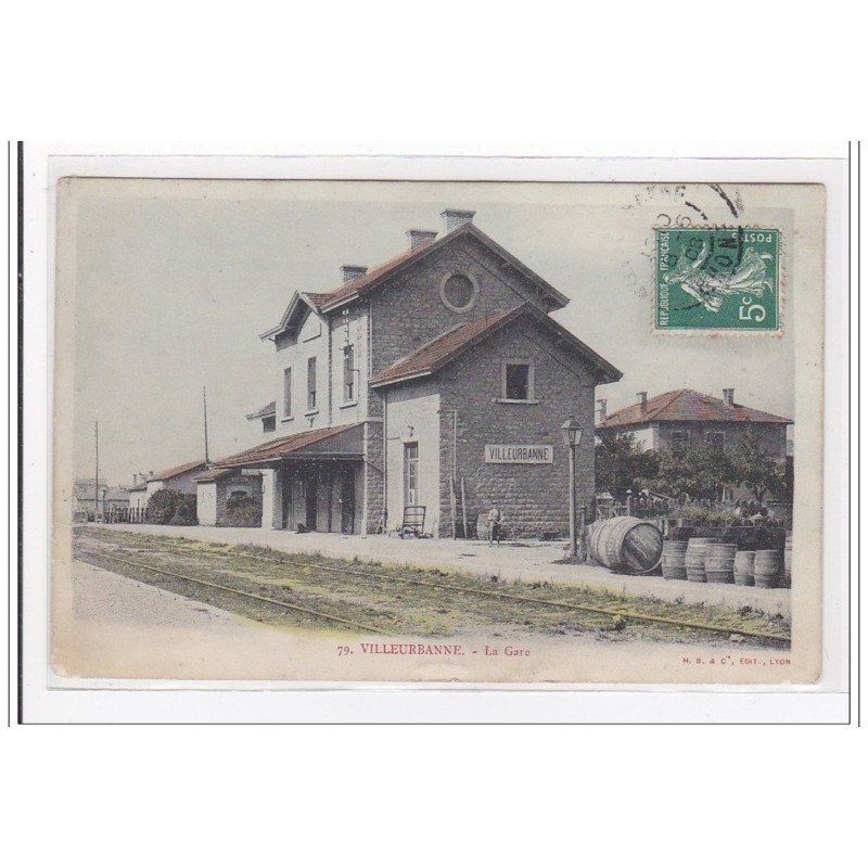 VILLEUBRANNE : la gare (GARE) - tres bon etat VILLEUBRANNE : la gare (GARE) - tres bon etat