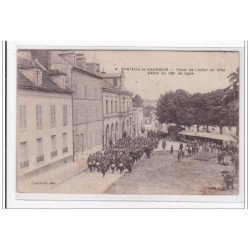 NANTEUIL-le-HAUDOIIN : place de l'hotel de ville défilé du 128e de ligne - tres bon etat