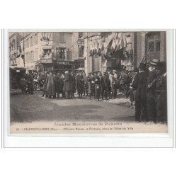 GRANDVILLIERS - Grandes Manoeuvres de Picardie - Officiers Russes et Français, place de l'Hôtel de Ville - très bon état