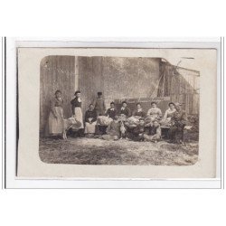 ARDENNES : carte photo de tondeurs de moutons (HANROT-BOURIN-TONDAGE)- très bon état