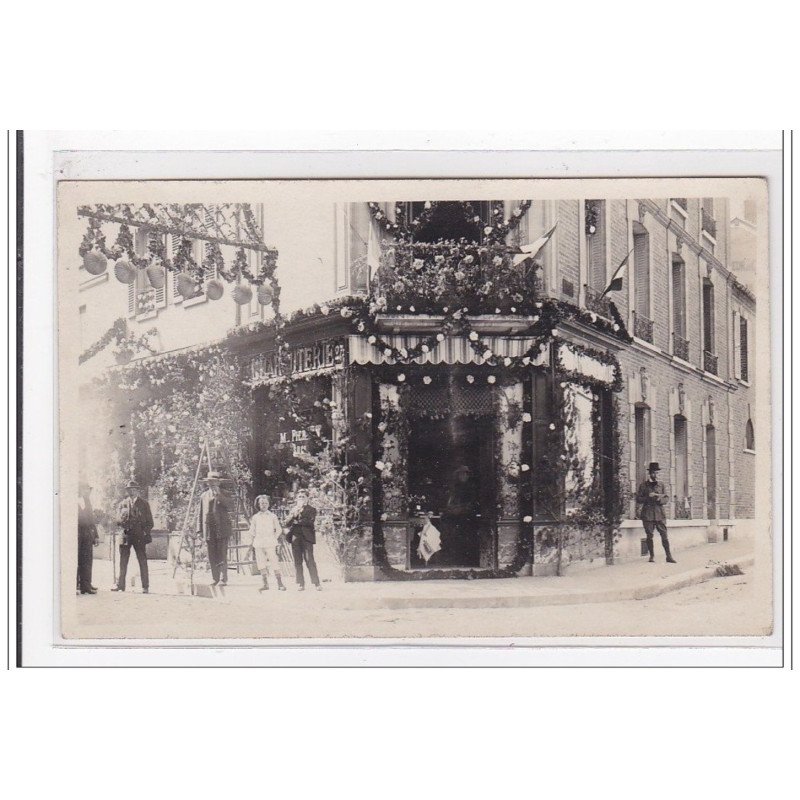 VERNON : carte photo de la charcuterie PIERRON - très bon état