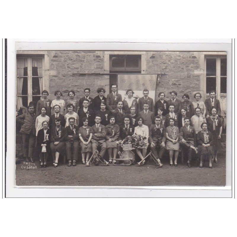 SAINT JUST LA PENDUE : carte photo de la fanfare - très bon état