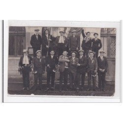 LAVERNAT : carte photo des conscrits - bon état (un petit manque)