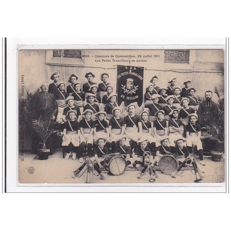 FRANCE : concours de gymnastique 23 juillet 1911, les petits travailleur de saillon - très bon état