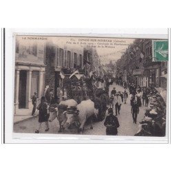 CONDE-sur-NOIREAU : fete du 8 aout 1909, cavalcade de bienfaisance, le char et la moisson - tres bon etat