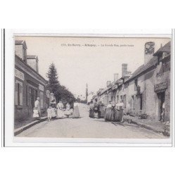 EN BERRY. - ALLOGNY : la grande rue, partie haute - tres bon etat