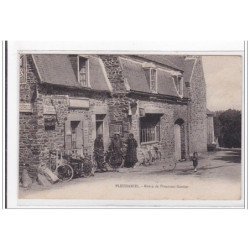 PLEUDANIEL : route de pleumeur gautier - tres bon etat