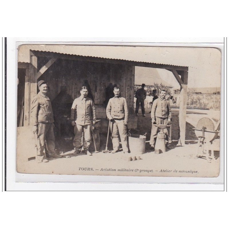 TOURS : aviation militaire (2e groupe), atelier de mécanique - tres bon etat
