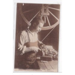 JURA : industries san-claudiennes, le tourneur (pipes) - etat