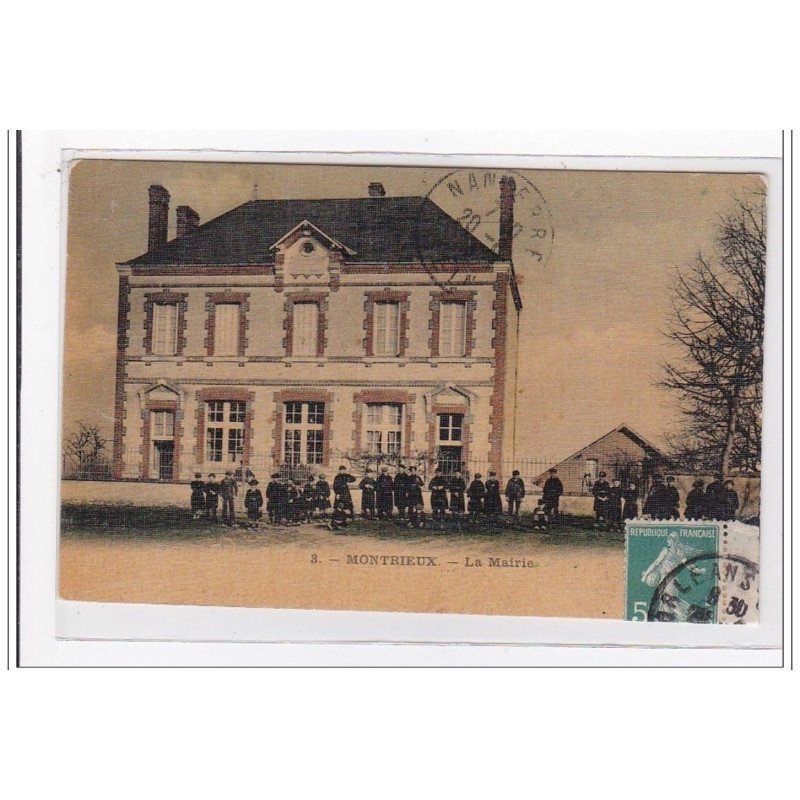 MONTRIEUX : la mairie (toilée) - tres bon etat