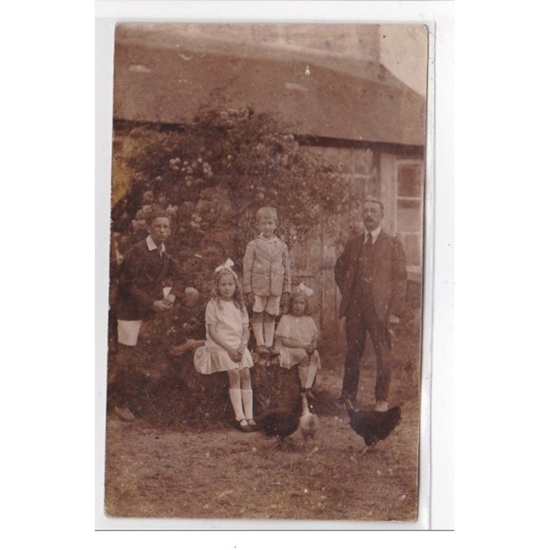 YQUELON : photo famille - tres bon etat