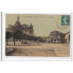 LONGUYON : l'hotel de ville et la rue de la halle (toillé) - tres bon etat