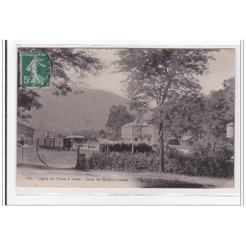 BERJOU-CAHAN : ligne de flers a caen, gare de berjou-cahan - tres bon etat