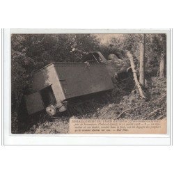 Déraillement du rapide Paris-Nantes près de SAVONNIERES 1908 - La locomotive couchée dans le fossé - très bon état