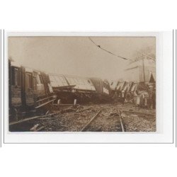 BERNAY : carte photo du déraillement de l'Express de Cherbourg - très bon état