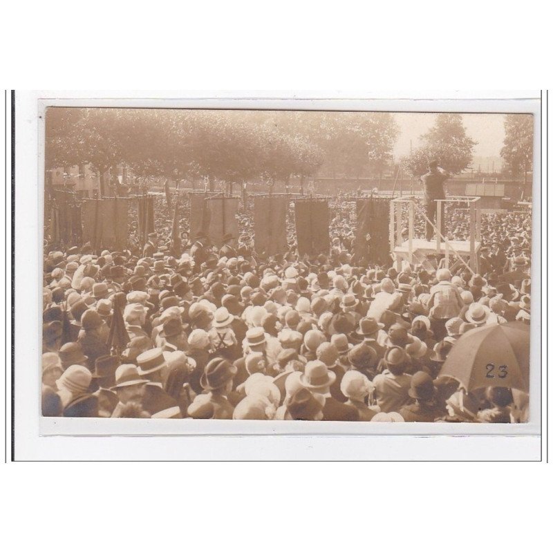 MONCEAU-les-MINES : festival de 1920/25?, Mr. Lefort dirige sur l'estrade 2CPA - tres bon etat