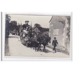 AUBIGNE-RACAIS : cavalcade - tres bon etat