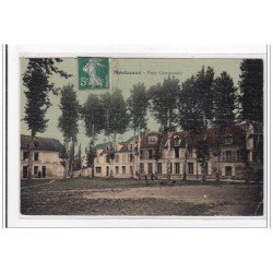 MONTCEAUX : place communale (toillée) - etat