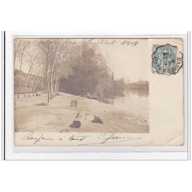 MEULAN : bonjour a tous, une vue - tres bon etat