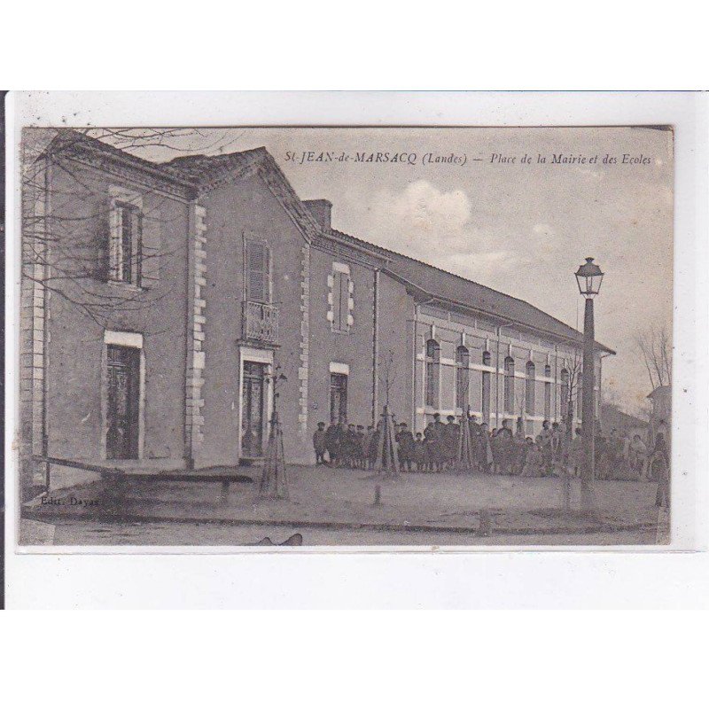 SAINT-JEAN-de-MARSACQ: place de la mairie et des écoles - très bon état
