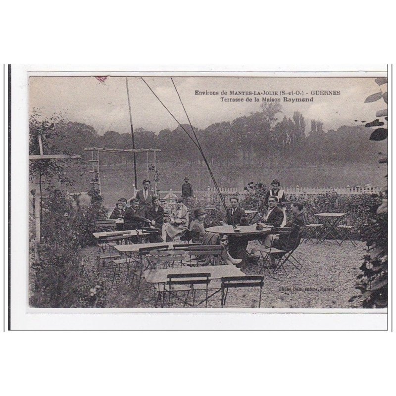 GUERNES : terrasse de la maison raymond - tres bon etat
