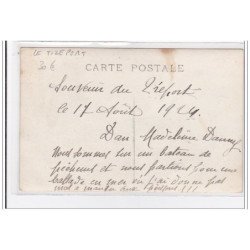 LE TREPORT : personnages sur un bateau - tres bon etat