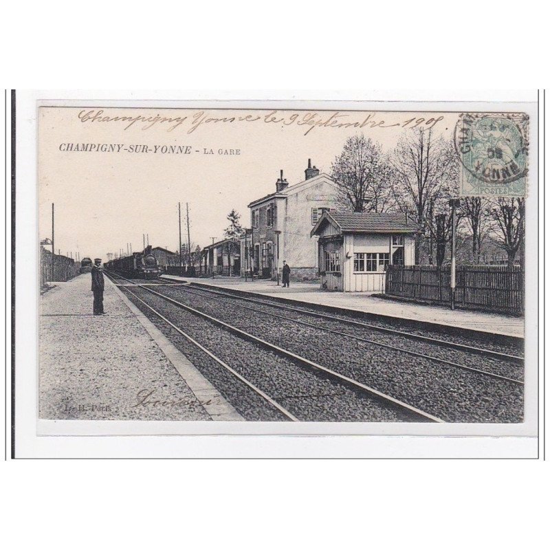 CHAMPIGNY-sur-YONNE : la gare - tres bon etat