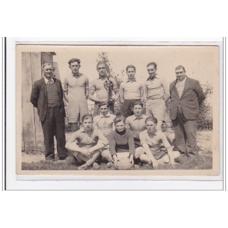 CORBEIL : football, sport - tres bon etat