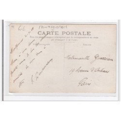 MONTFERMEIL : homme acote a sa fenetre - tres bon etat