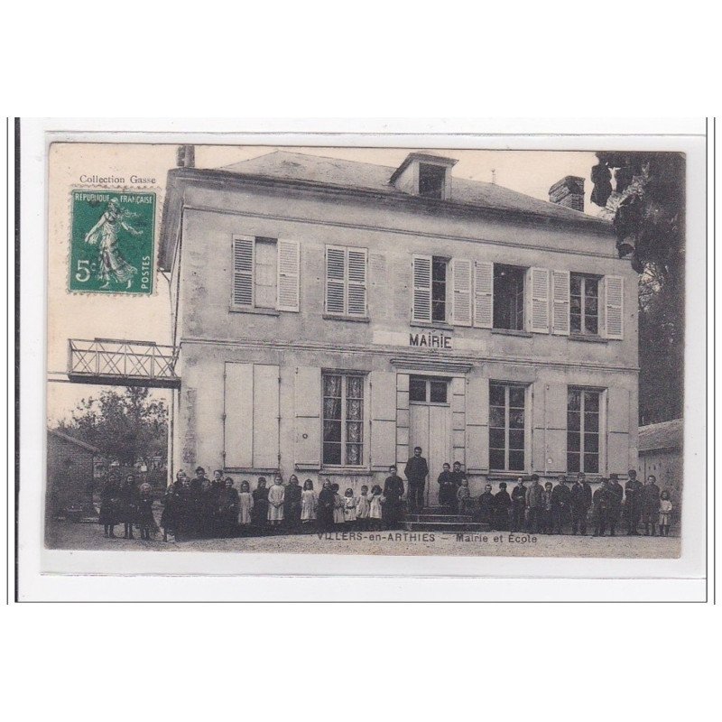 VILLERS-en-ARTHIES : mairie et ecole - tres bon etat