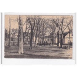 SOUVIGNY : place aux foires - tres bon etat