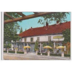 PORT-LESNEY : l'hotel bonjour  - très bon état