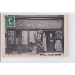 ROUEN : café Malandain sur la place du Vieux marché - bon état (un coin plié)