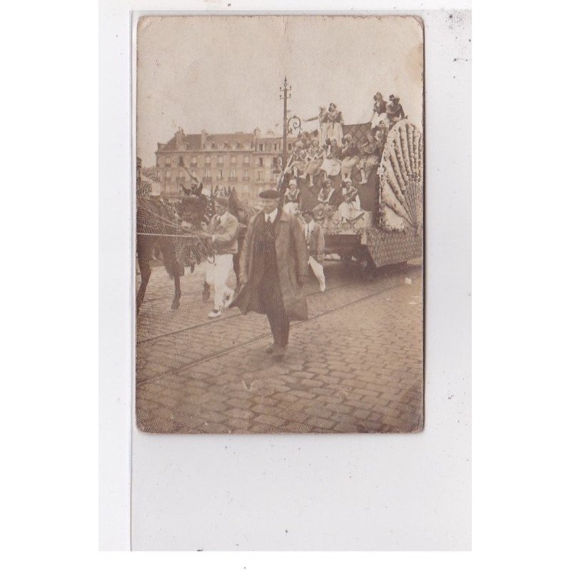 BAYONNE : cavalcade, petite photo, souvenir du 20 mai 1929 - tres bon etat