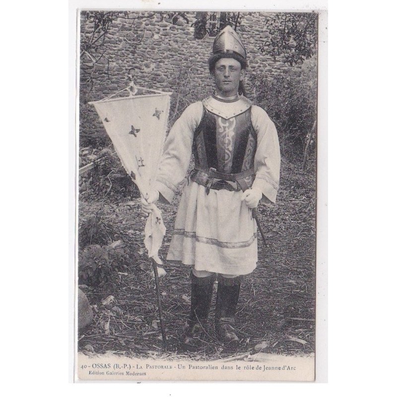 OSSAS : la pastorale, un pastoralien dans le role de jeanne d'arc - tres bon etat